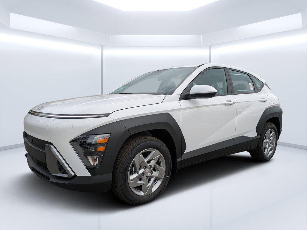 New 2026 White Hyundai SE FWD image 10