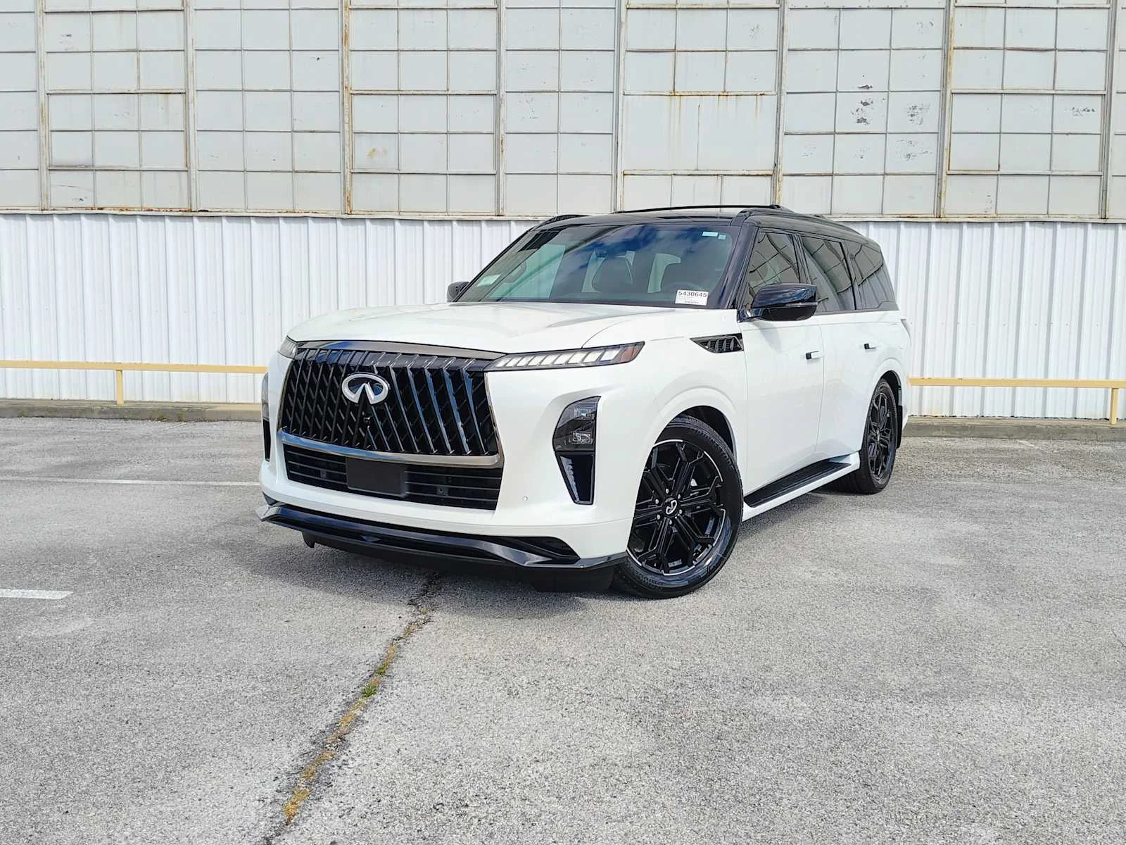 2026 INFINITI QX80 Sport