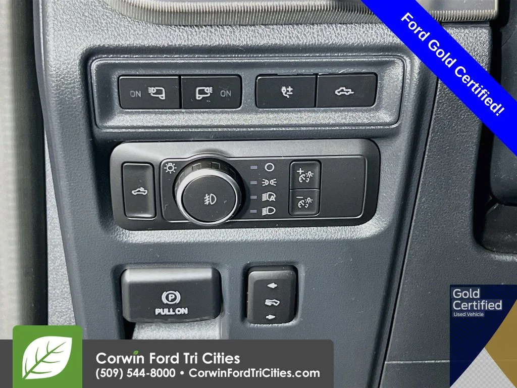 Used 2022 Blue Metallic Ford Raptor image 19