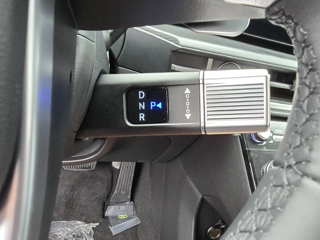 New 2027 Gray Hyundai SE image 16