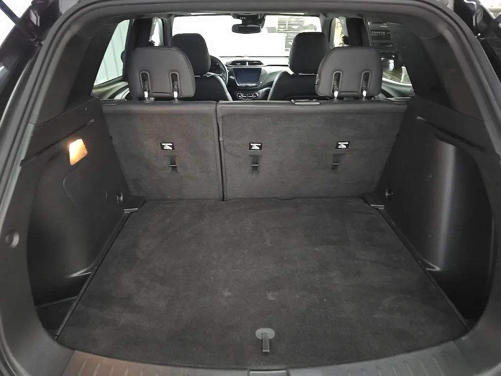 Used 2021 Black Chevrolet RS image 11