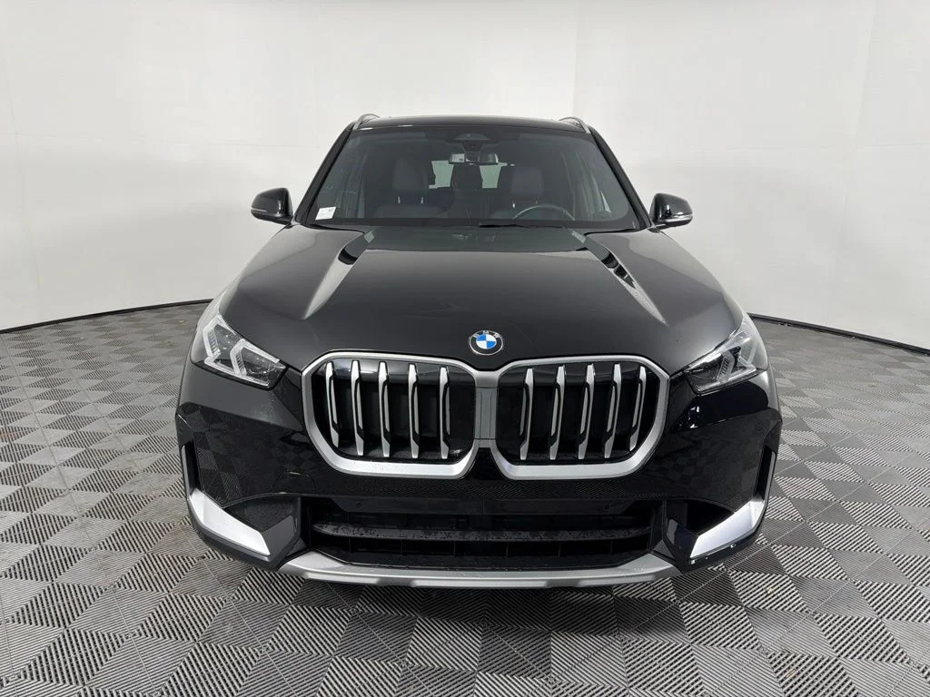 Certified Used 2026 Jet Black BMW xDrive28i image 2
