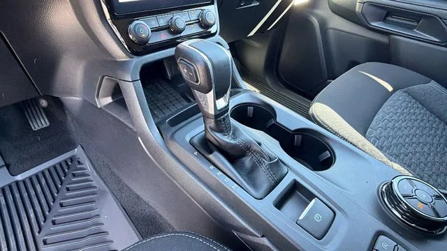New 2026 Avalanche Ford XLT image 25