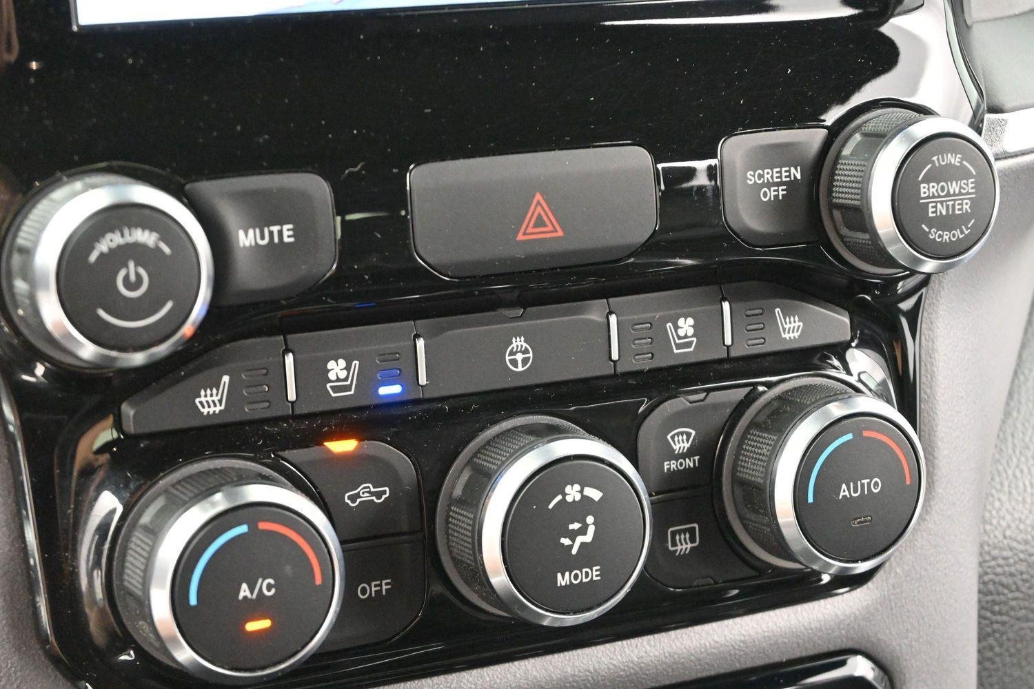 Used 2022 White Ram Laramie image 22