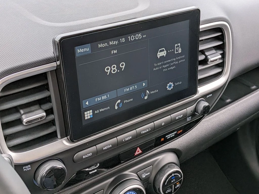 New 2026 Silver Hyundai SEL image 18