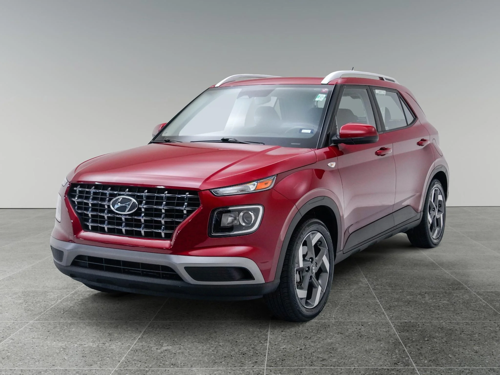 Used 2025 Ultimate Red Hyundai SEL image 1
