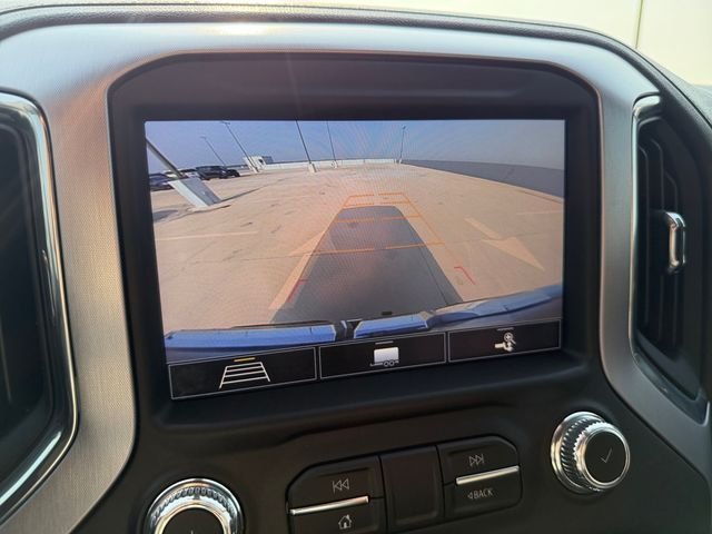 Used 2020 Black GMC SLT image 21