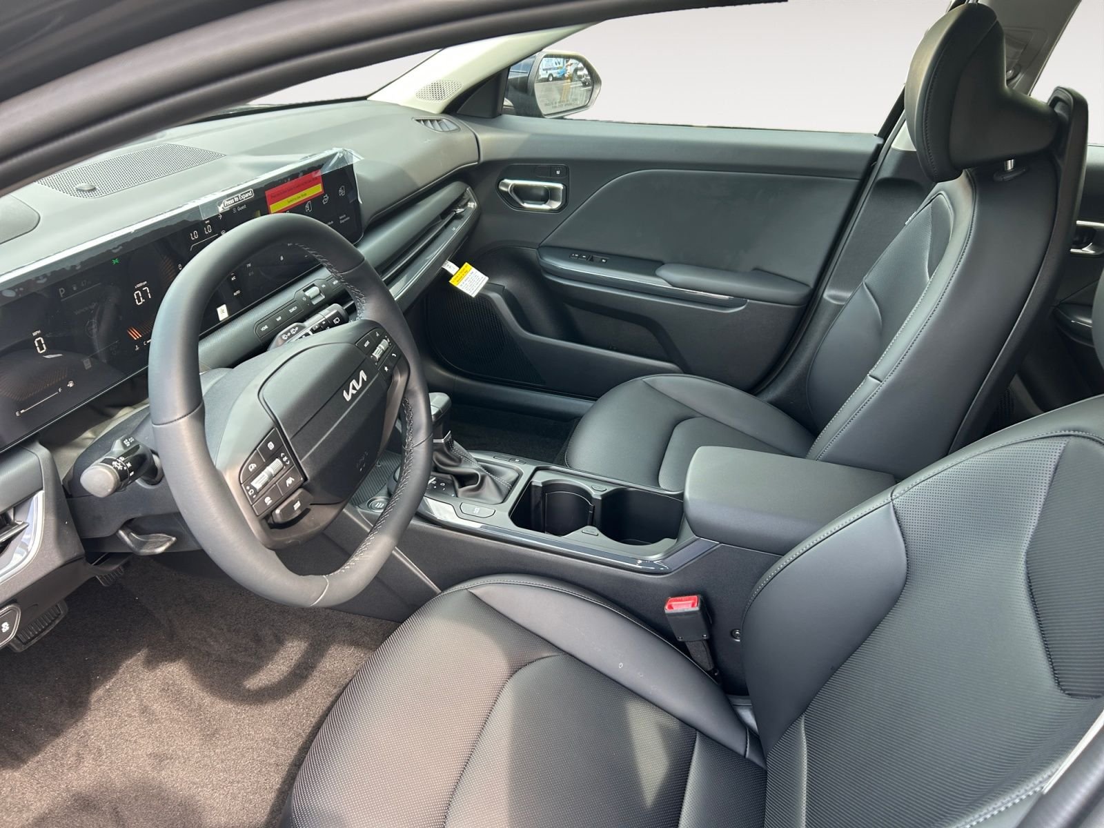 New 2026 Aurora Black Pearl Kia EX image 9