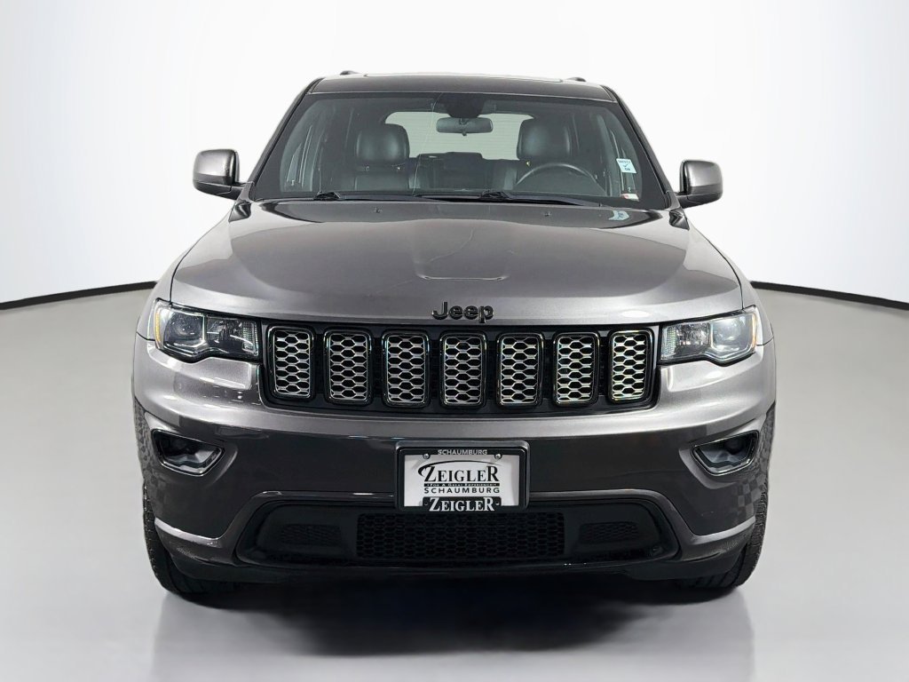 Used 2021 Gray Jeep Laredo X image 2