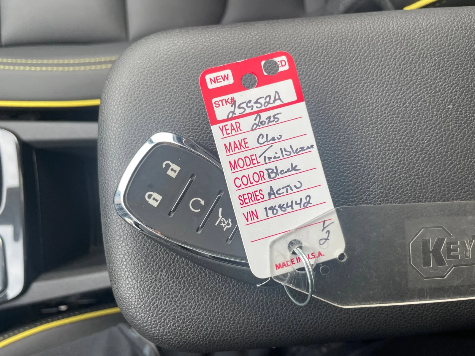 Used 2025 Black Chevrolet ACTIV AWD image 25