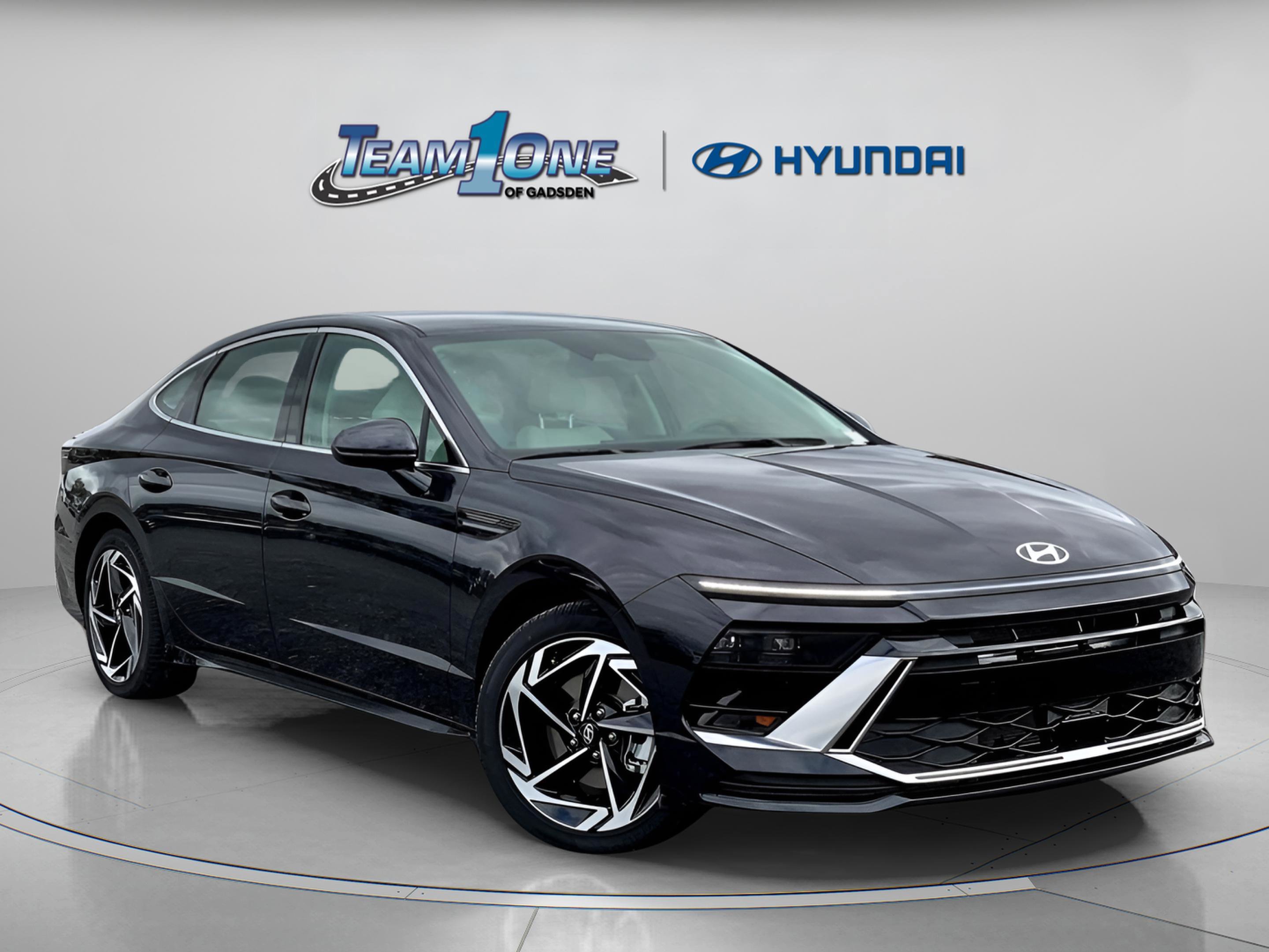 2026 Hyundai Sonata SEL AWD's photo