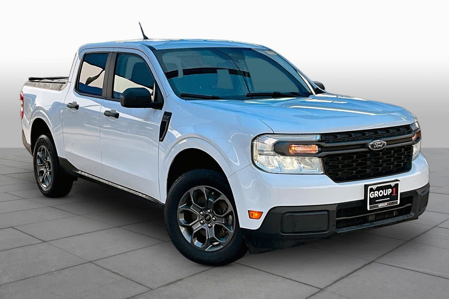 Used 2022 Oxford White Ford XLT image 3