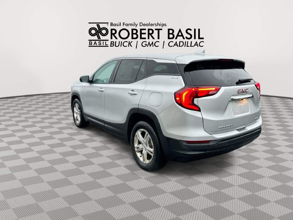 Used 2018 QUICKSILVER METALLIC GMC SLE image 6