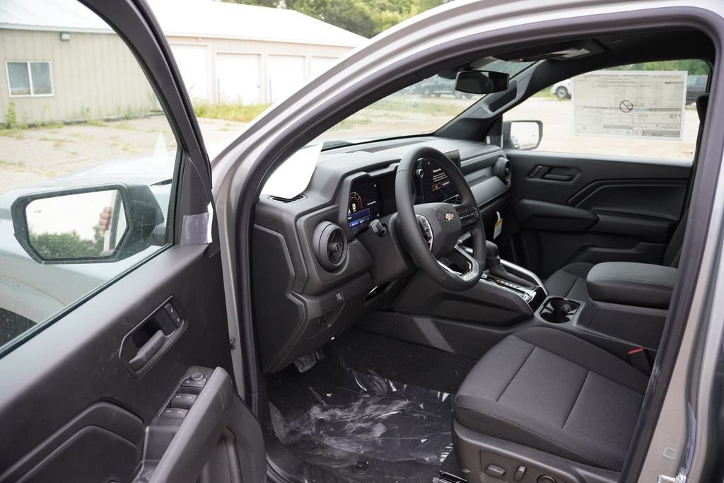 2026 Chevrolet Colorado Work Truck - Photo 10