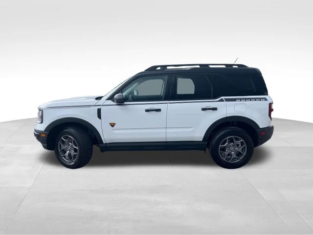 Used 2024 White Ford Badlands image 3