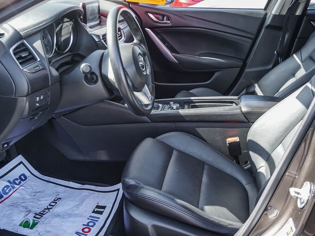 Used 2016 Silver Mazda i Touring image 17