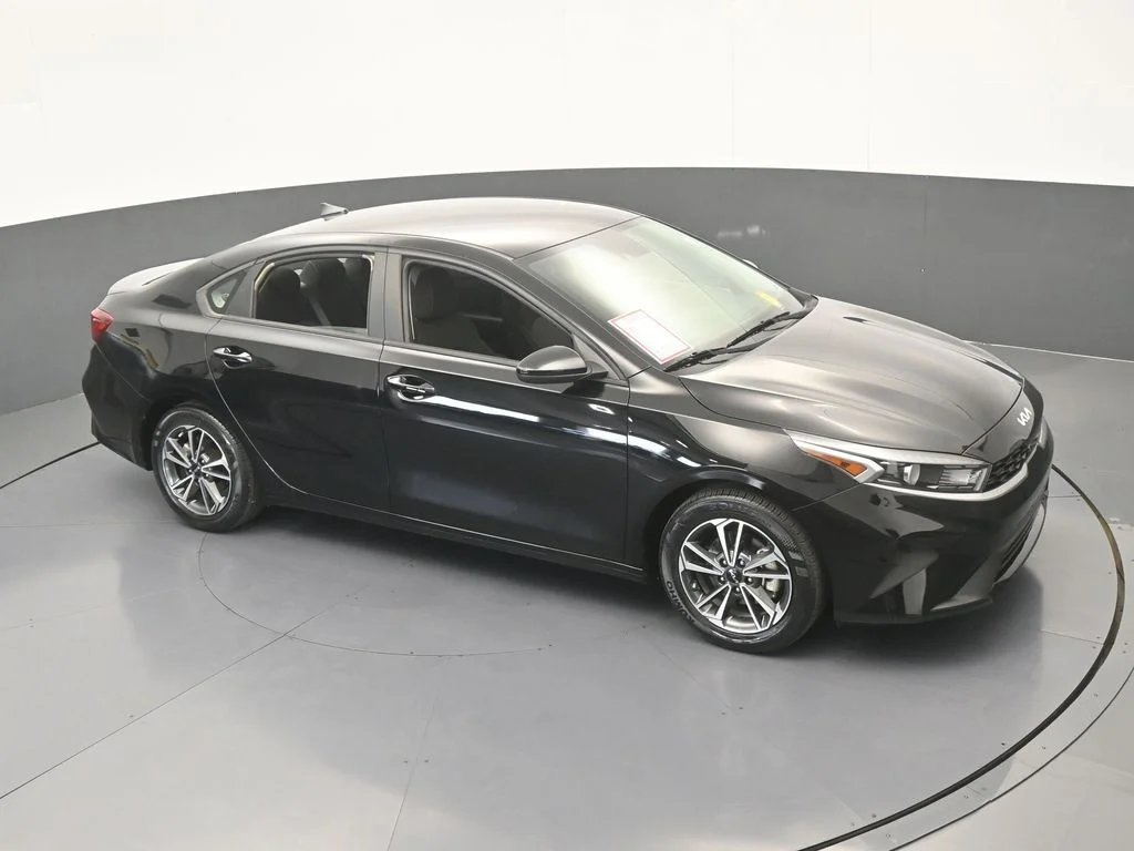 Used 2023 Aurora Black Pearl Kia LXS image 48