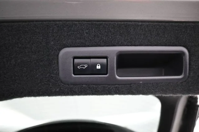 Used 2020 Silver Lexus 350 image 13