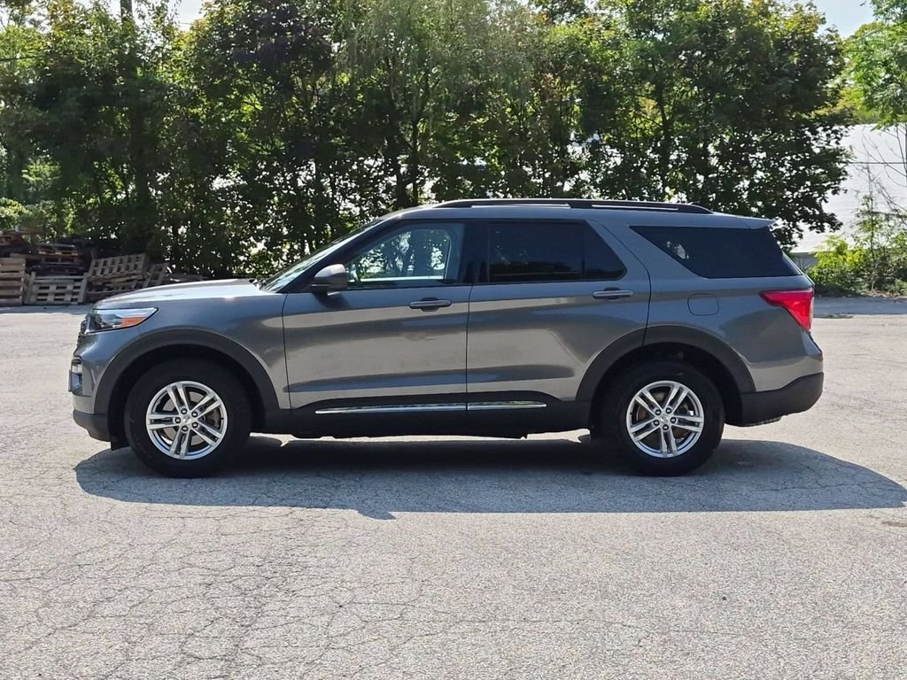 Used 2023 Gray Ford XLT image 10