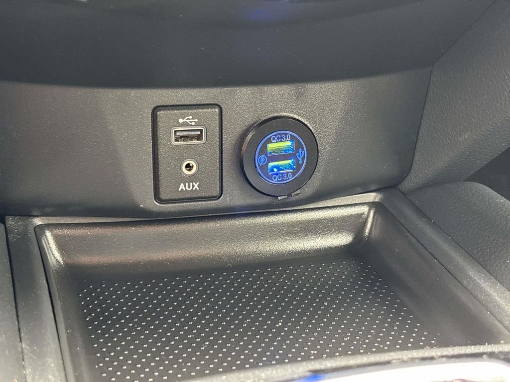 Used 2017 White Nissan SV image 20