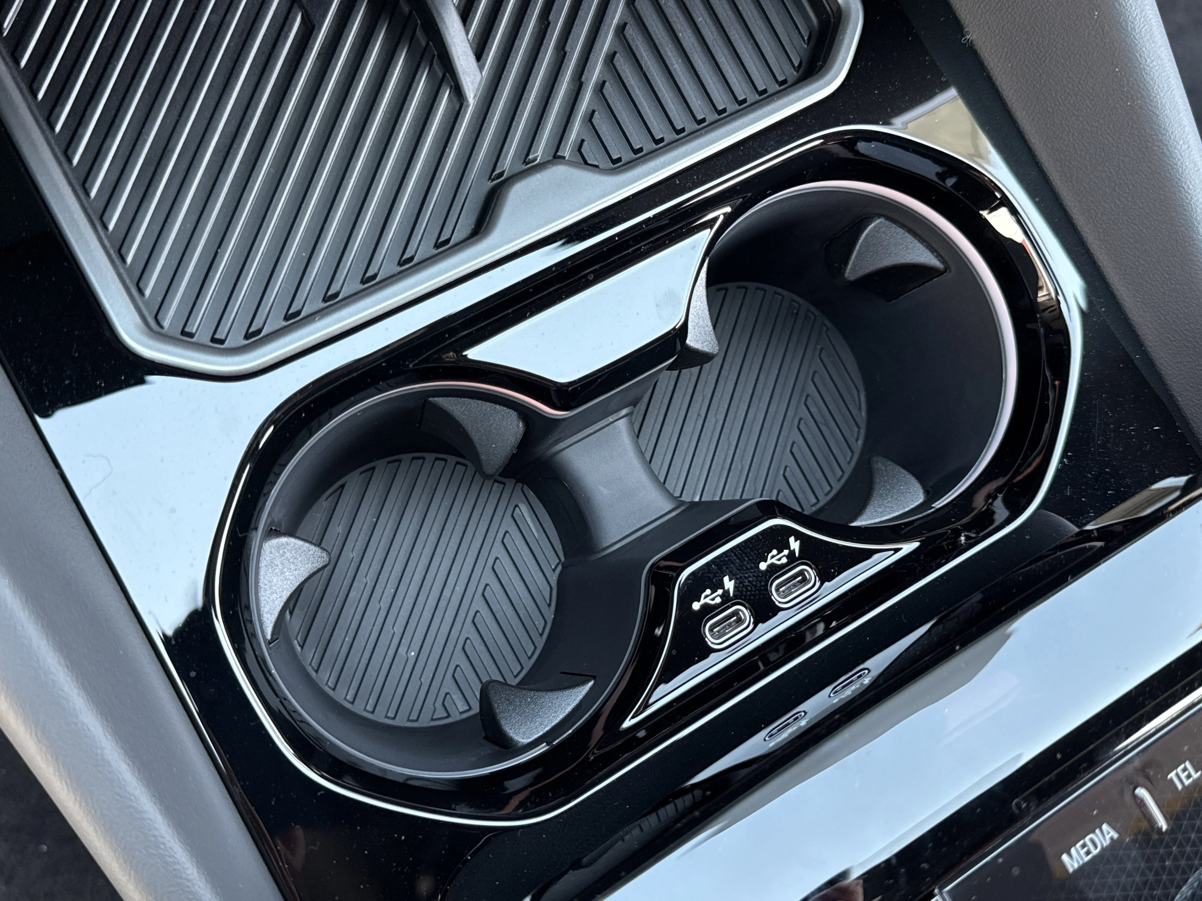 New 2026 Dark Graphite Metallic BMW 530i image 8