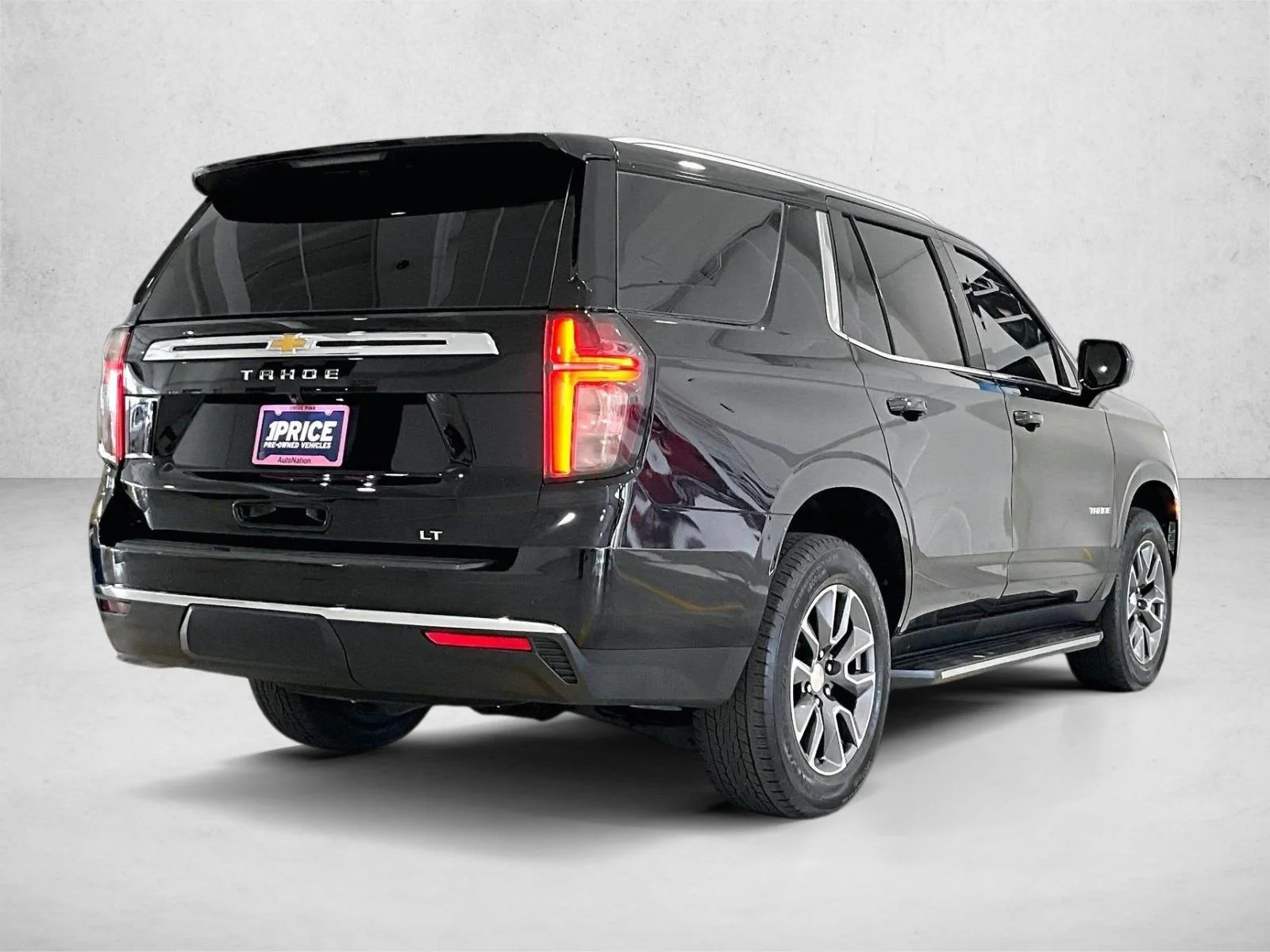 Used 2023 Black Chevrolet LT image 2