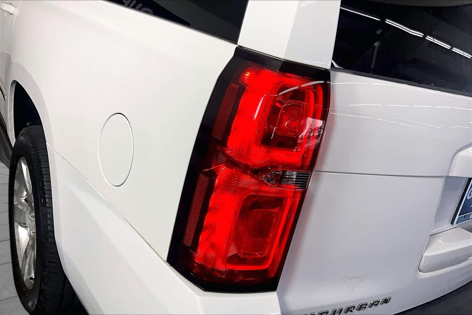Used 2015 Summit White Chevrolet LT image 27