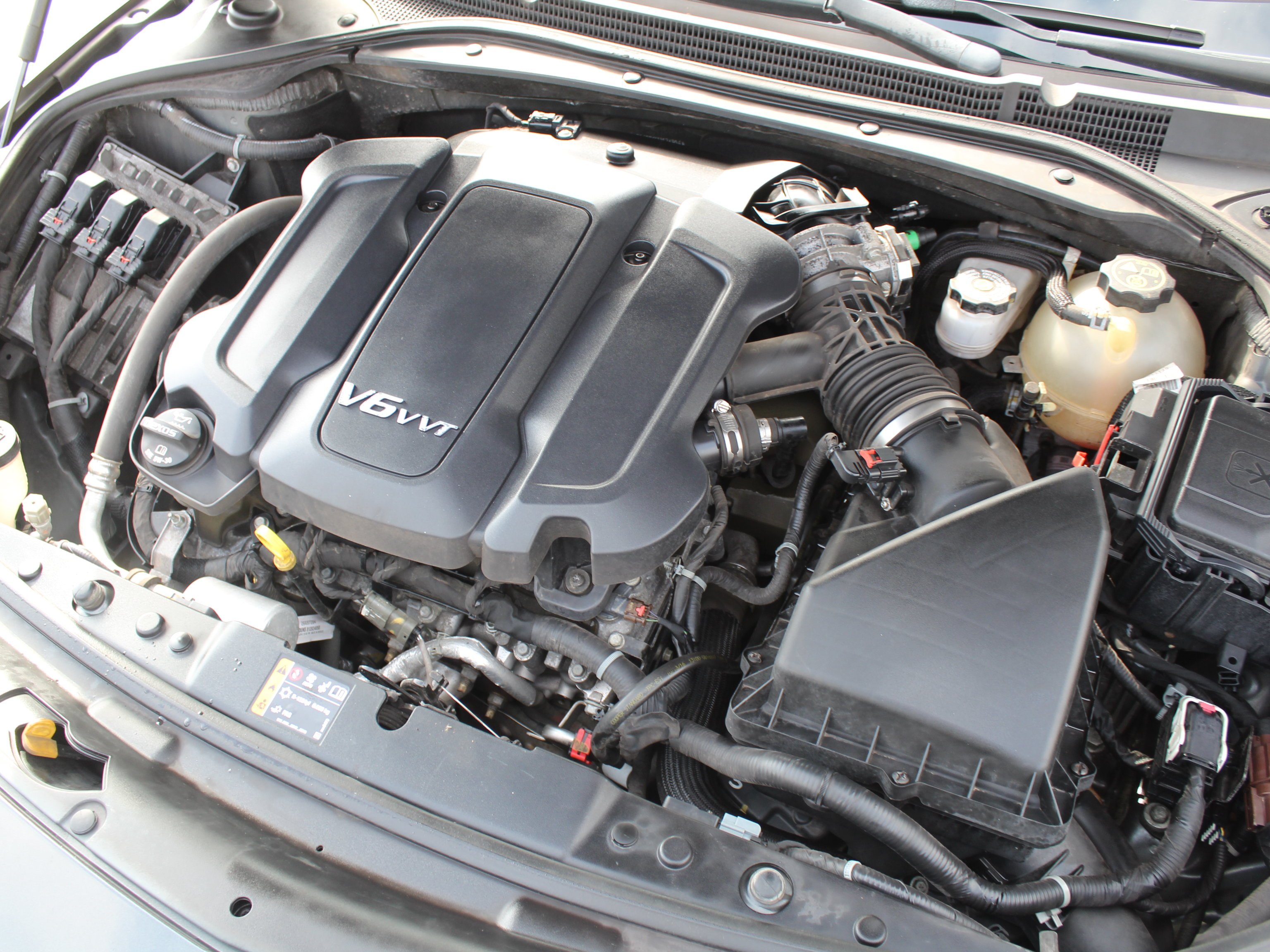 Used 2017 GRAPHITE GRAY METALLIC Buick Essence image 29
