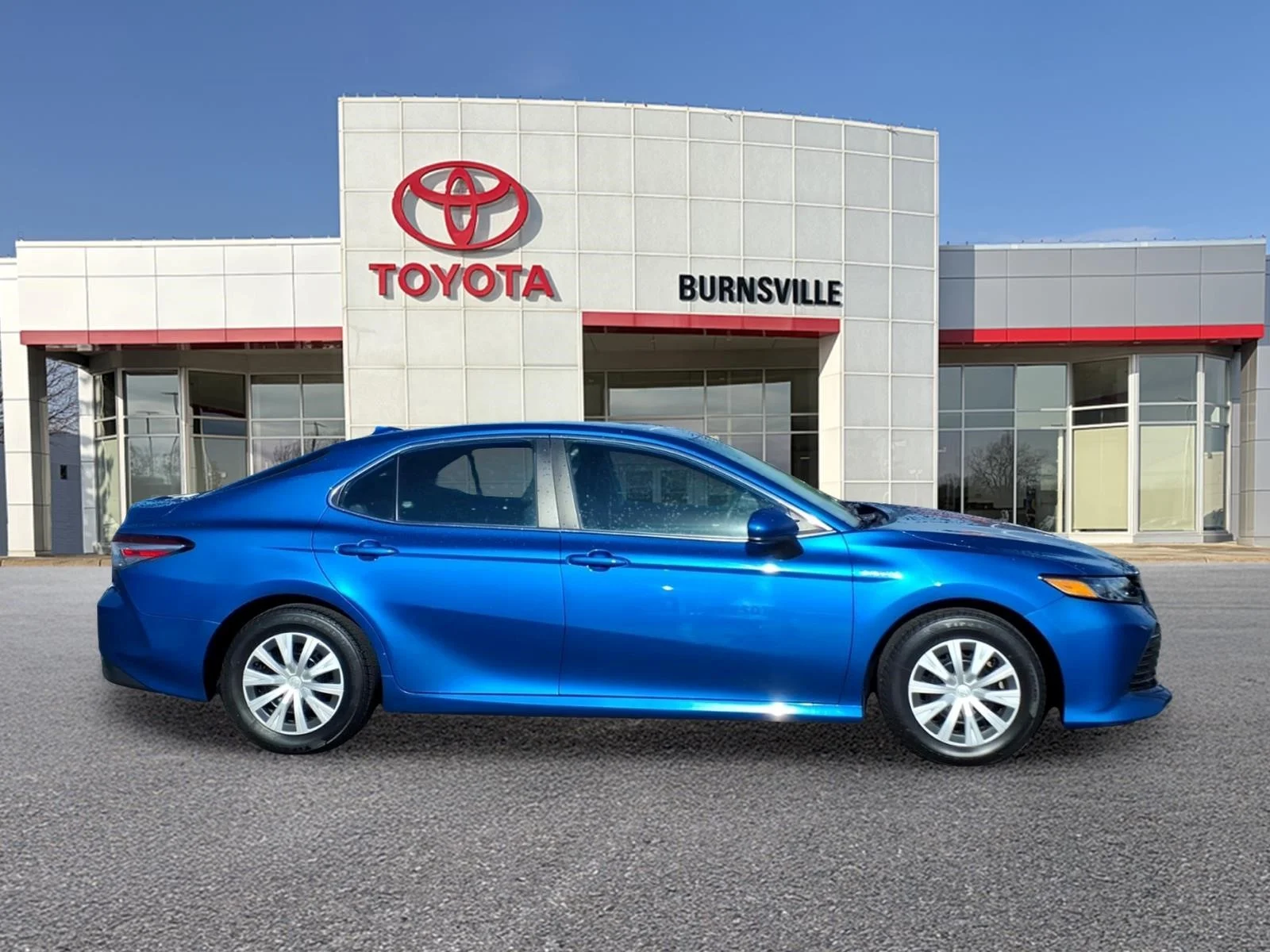 Used 2020 Blue Toyota LE image 2