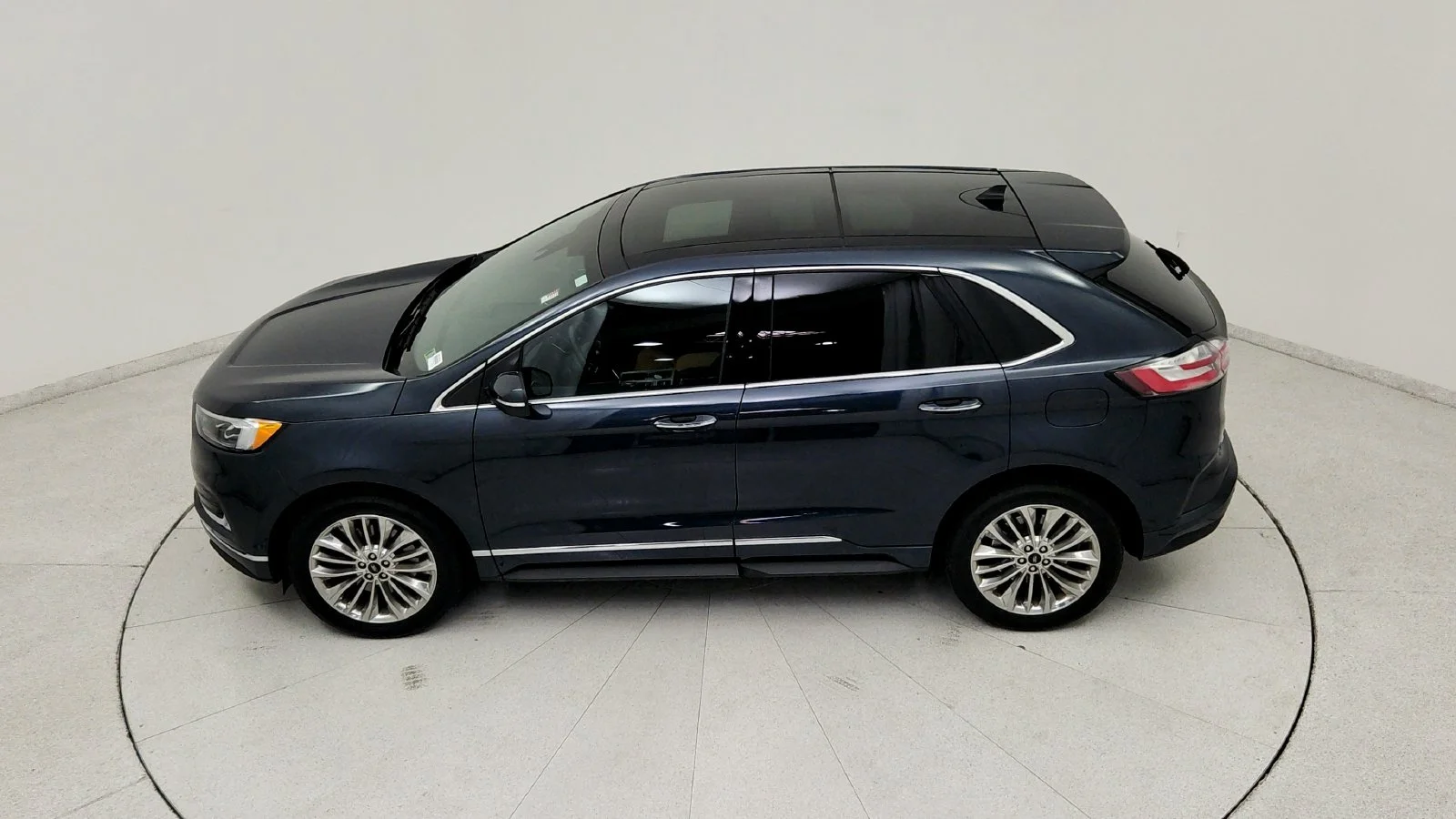 Used 2024 Blue Ford Titanium image 17