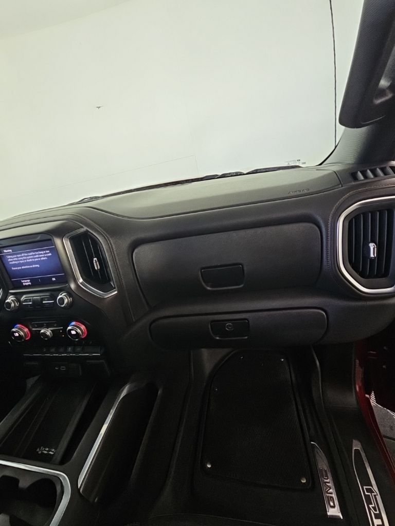 Used 2022 Red GMC AT4 image 19