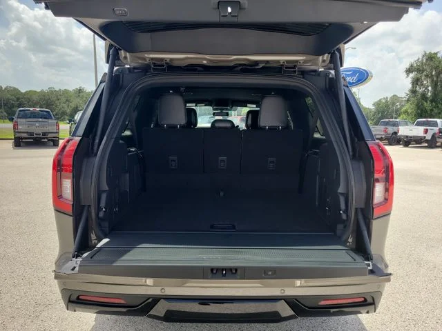 New 2027 Gray Ford Platinum image 11