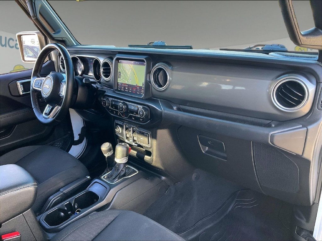 Used 2022 Bright White Clearcoat Jeep Overland image 13