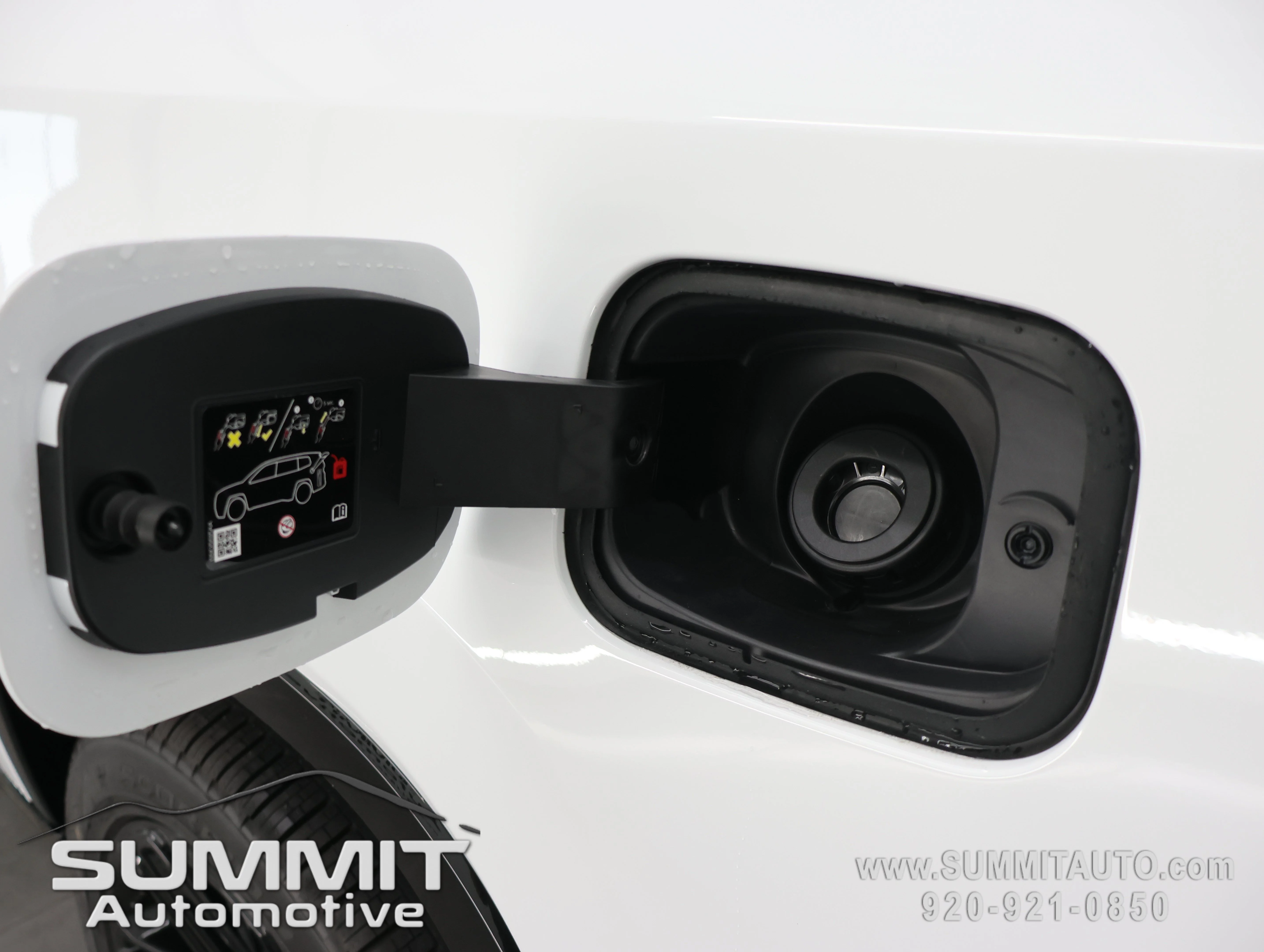 New 2026 Bright White Clearcoat Jeep Limited Reserve image 39