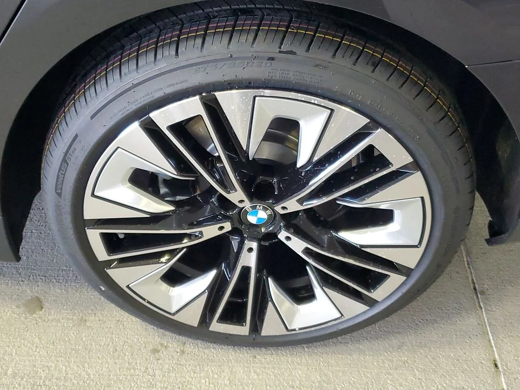 Used 2026 Gray BMW 530i image 5