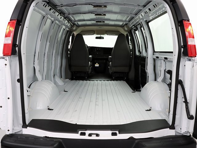 2026 GMC Savana Cargo Work Van - Photo 24