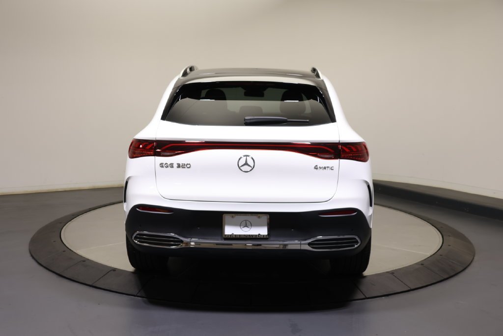 New 2027  Mercedes-Benz 320 SUV image 4