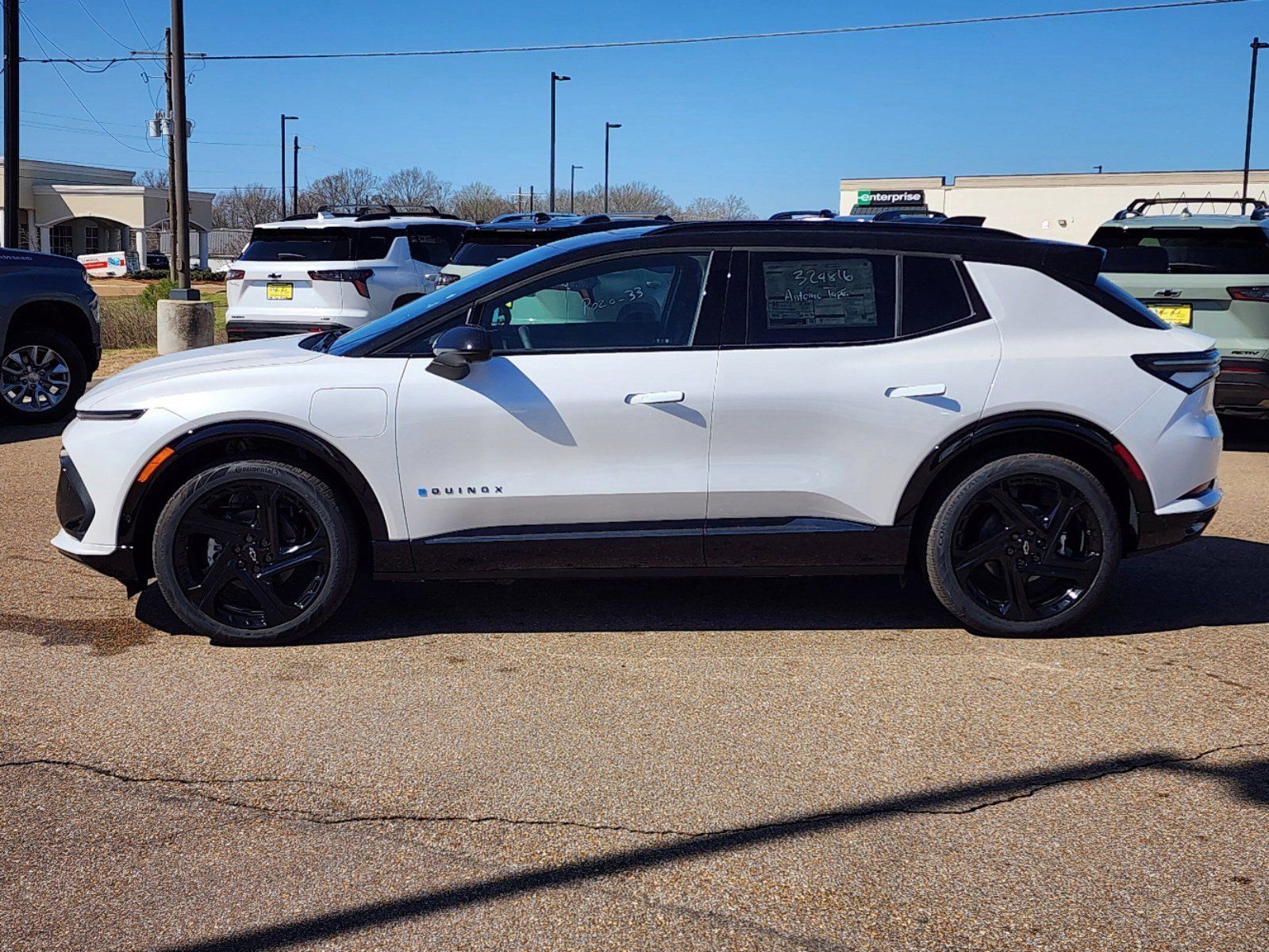 2025 Chevrolet Equinox EV RS - Photo 7