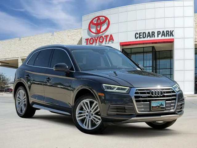 2019 Audi Q5 2.0T quattro S tronic Premium Plus's photo