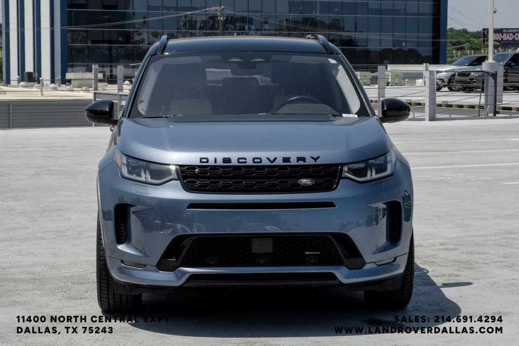 Certified Used 2023 Byron Blue Metallic Land Rover SE R-Dynamic image 3