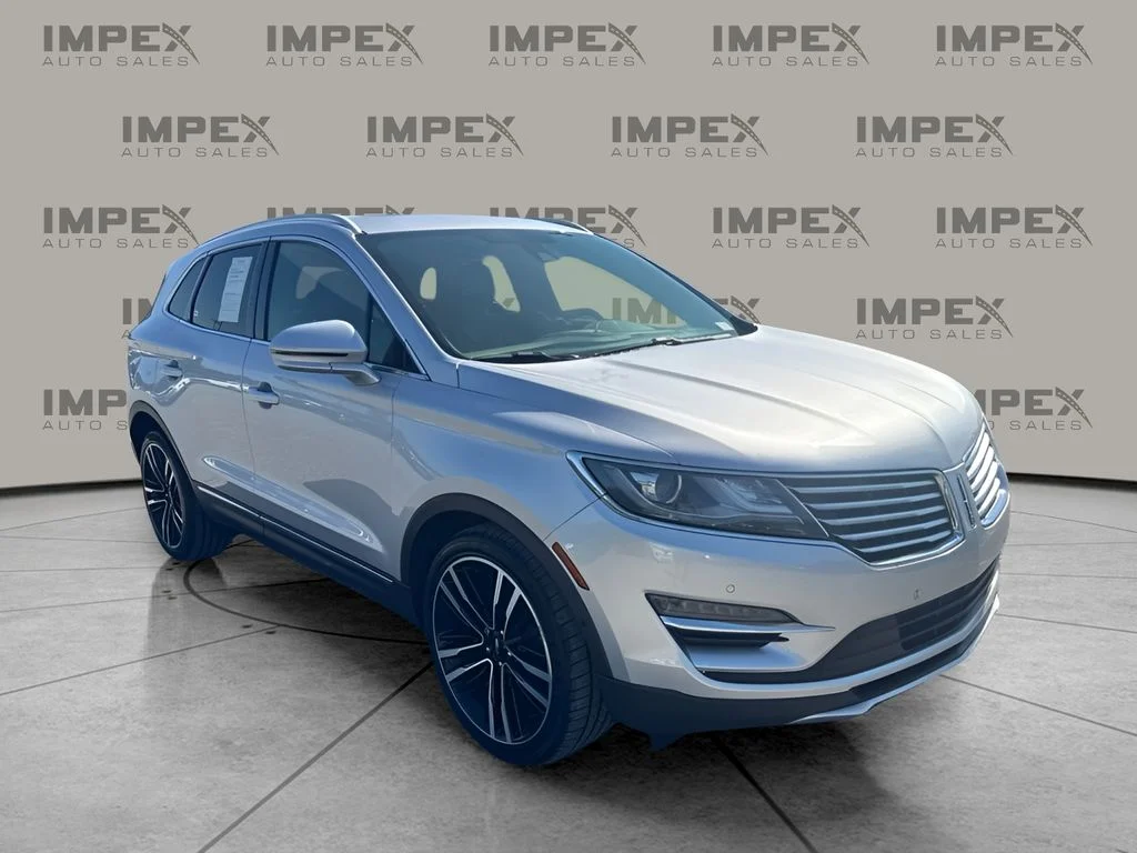 Used 2018 Silver Lincoln Reserve image 7