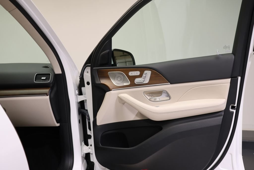 Certified Used 2024 Polar White Mercedes-Benz GLE 450 image 46