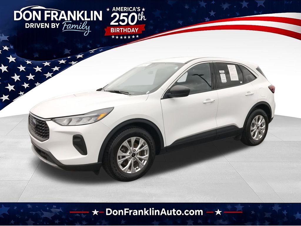 Used 2023 White Ford Active image 1