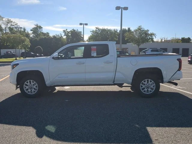 New 2026 Ice Cap Toyota SR5 image 7