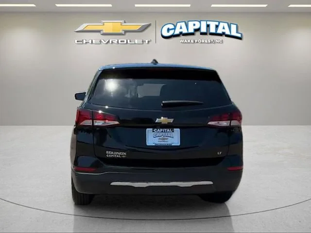 Used 2022 Mosaic Black Metallic Chevrolet LT image 4