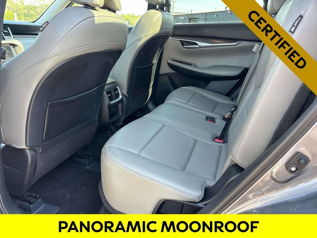 Certified Used 2023 Gray INFINITI LUXE image 9