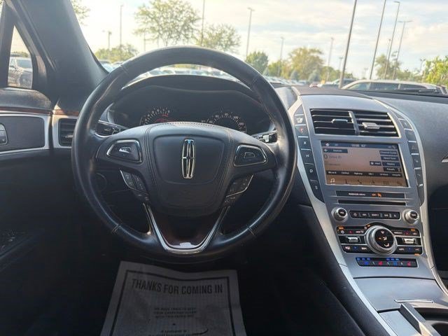 Used 2017 Ingot Silver Lincoln Reserve image 27