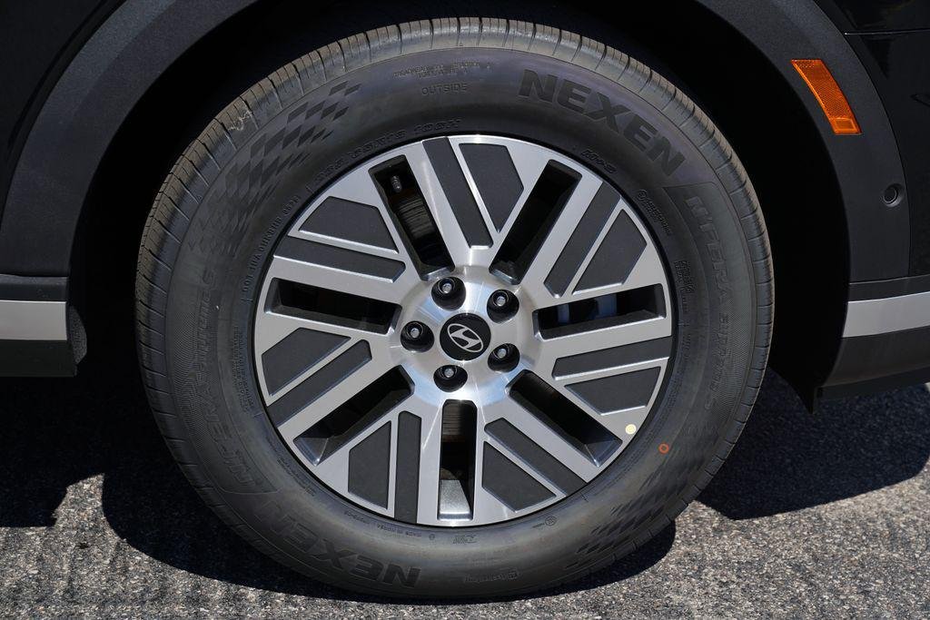 New 2026 Abyss Black Pearl Hyundai SEL Premium image 6