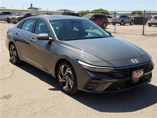 Used 2024 Gray Hyundai Limited (IVT) image 6