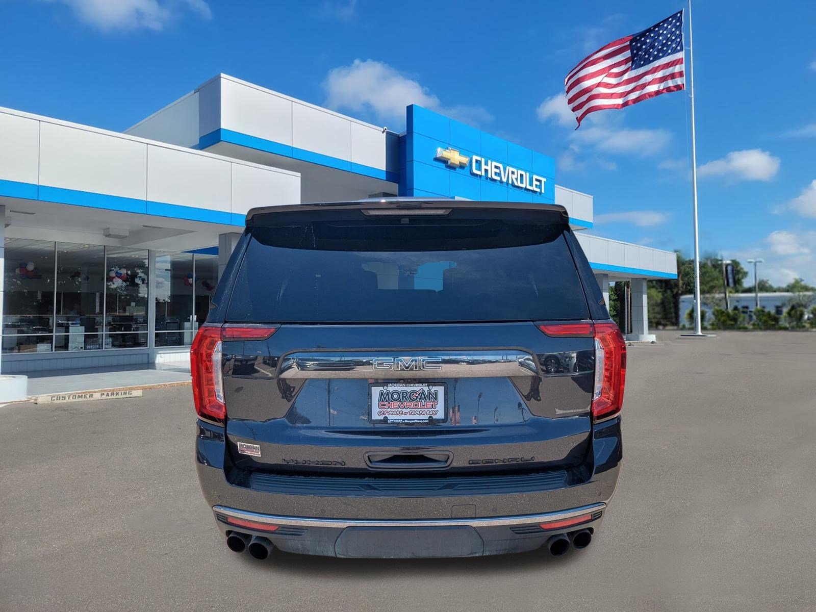 Used 2023 Titanium Rush Metallic GMC Denali Ultimate image 5